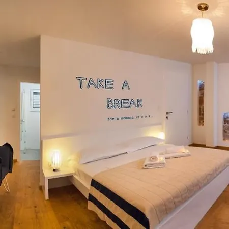Seaside Family Friendly House With A Swimming Pool Bol, Brac - 14239