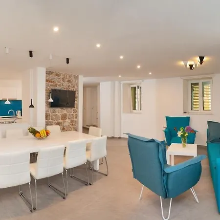 Vakantiehuis Seaside Family Friendly House With A Swimming Pool Bol, Brac - 14239