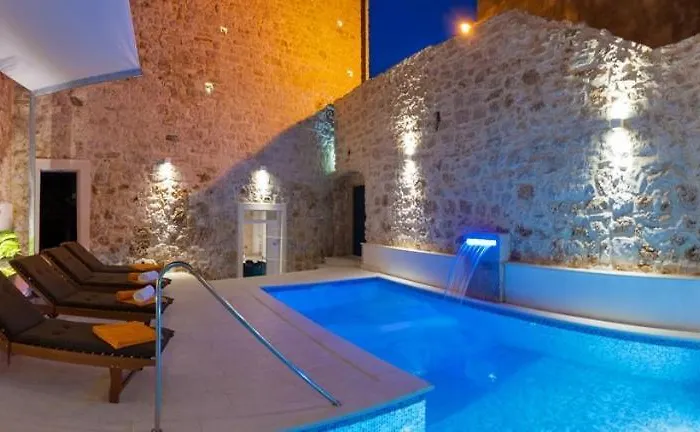Дом отдыха Seaside Family Friendly House With A Swimming Pool Bol, Brac - 14239