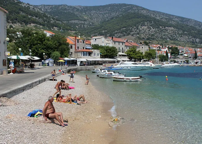 Seaside Family Friendly House With A Swimming Pool Bol, Brac - 14239 Дом отдыха *